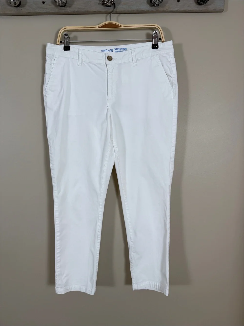 GAP White Skinny Boyfriend Chinos - Picture 1 of 5